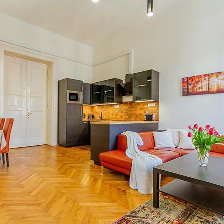 Supercentral Boutique Suite بودابست المظهر الخارجي الصورة