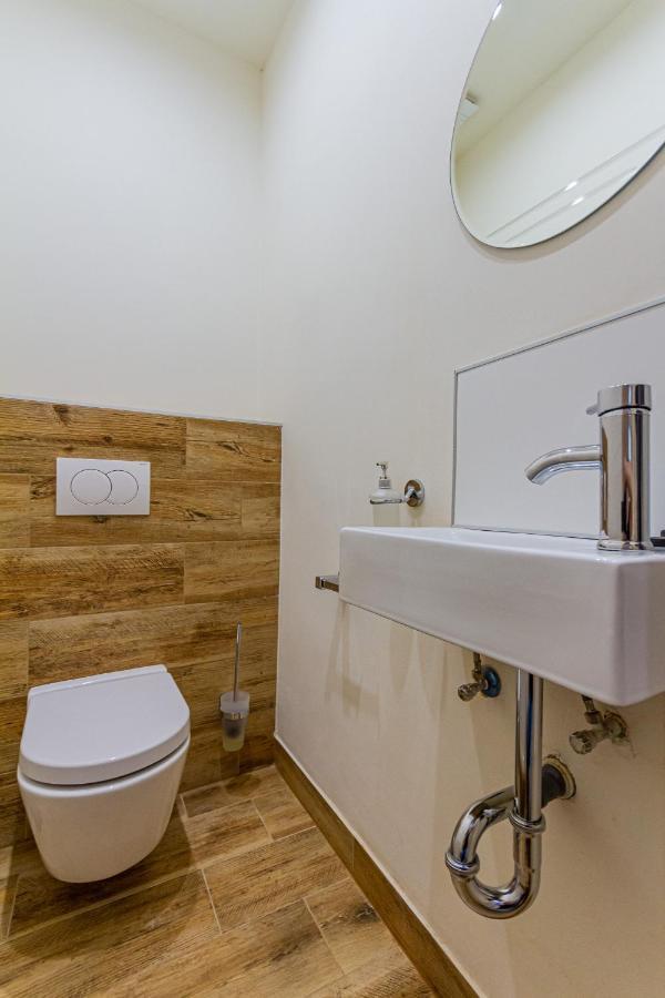 Supercentral Boutique Suite بودابست المظهر الخارجي الصورة